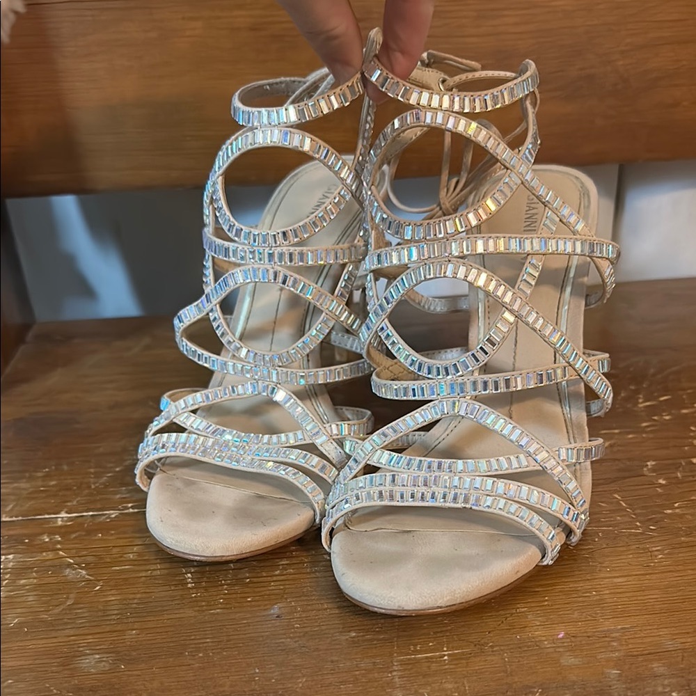 Elegant Strappy Sandals